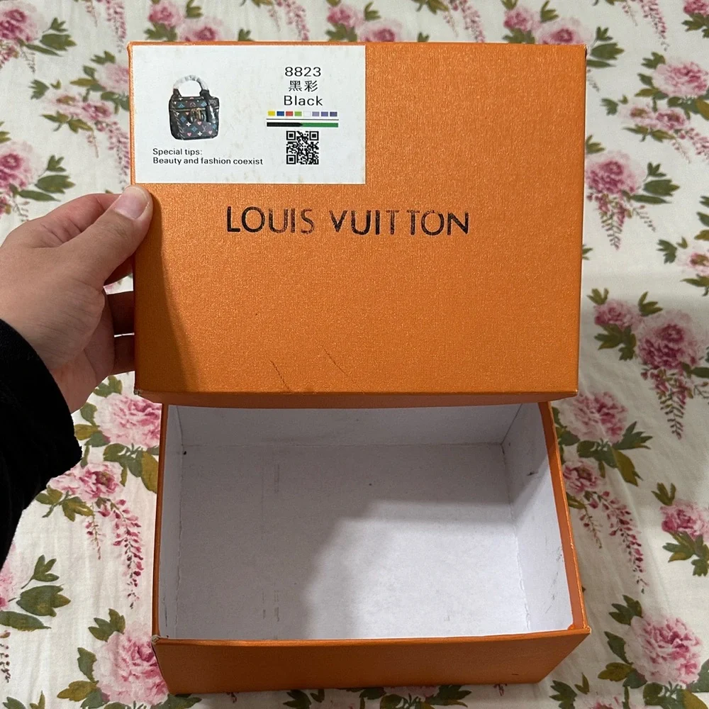 Black Multicolor Flowers Cosmetic Bag - Picture 2 of 16